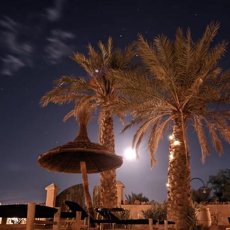 Riadsuerteloca Merzouga Hassilabied Dış mekan fotoğraf Fountain at the Oasis of Mara