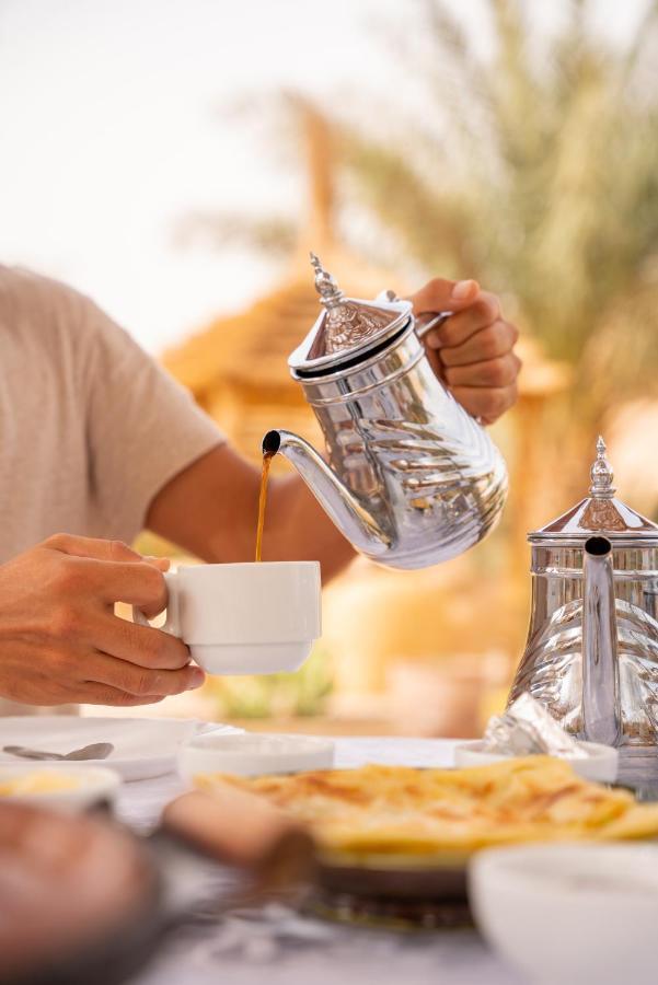 Riadsuerteloca Merzouga Hassilabied Dış mekan fotoğraf Arabic coffee