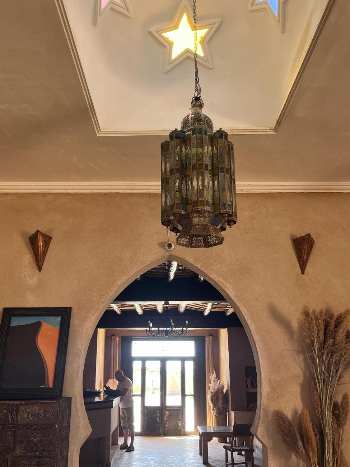 Riadsuerteloca Merzouga Hassilabied Dış mekan fotoğraf The interior of the house